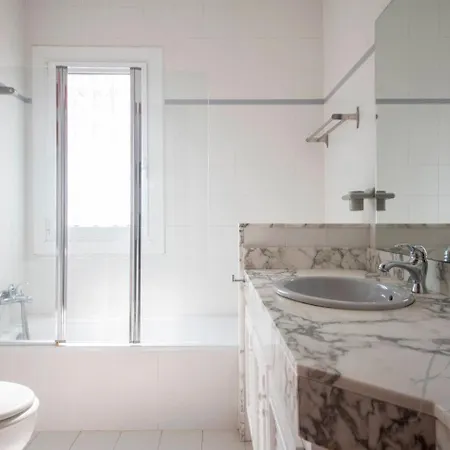 R153 - Espaciosa Con Piscina Privada En Vila