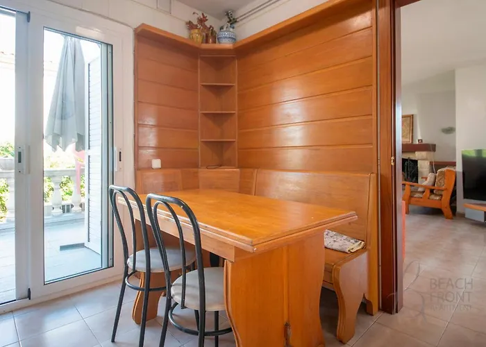Villa R153 - Espaciosa Con Piscina Privada En Coma-ruga