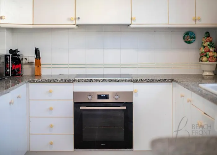 R153 - Espaciosa Con Piscina Privada En Villa *