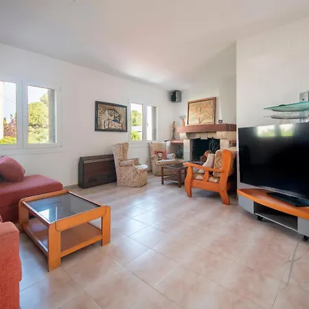 Villa R153 - Espaciosa Con Piscina Privada En Coma-ruga