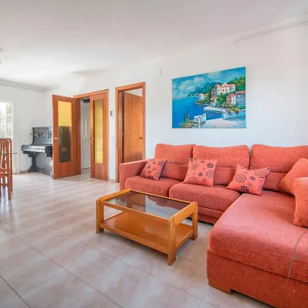 Villa R153 - Espaciosa Con Piscina Privada En Coma-ruga