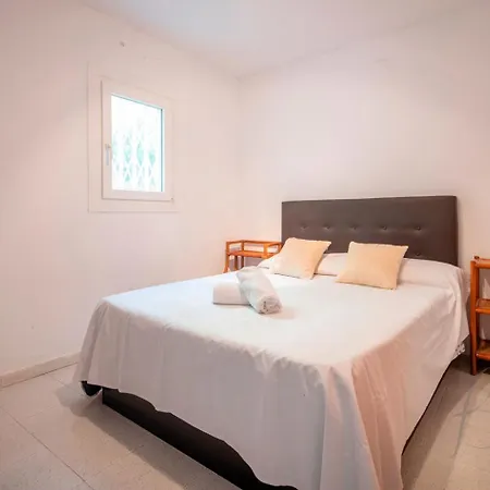 R153 - Espaciosa Con Piscina Privada En Vila *