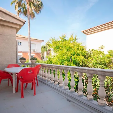 R153 - Espaciosa Con Piscina Privada En Vila