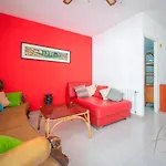 R153 - Espaciosa Con Piscina Privada En